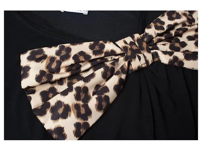Red Valentino Valentino rojo, Camiseta negra con lazo de leopardo. Negro 